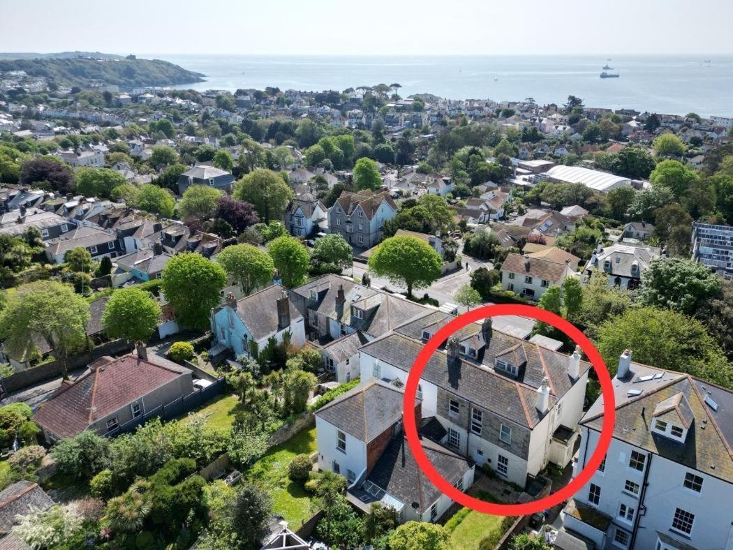 Pendennis - Bright Victorian Flat, Sea Views & Close To Beach Falmouth Eksteriør billede